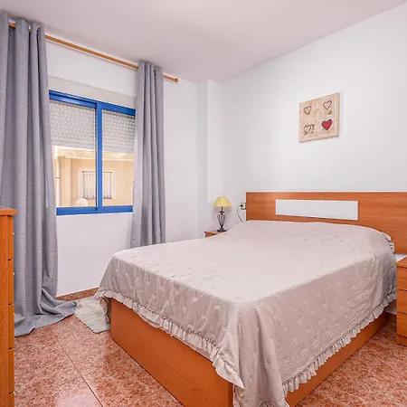 Marinasunbeach Moriones 70 *